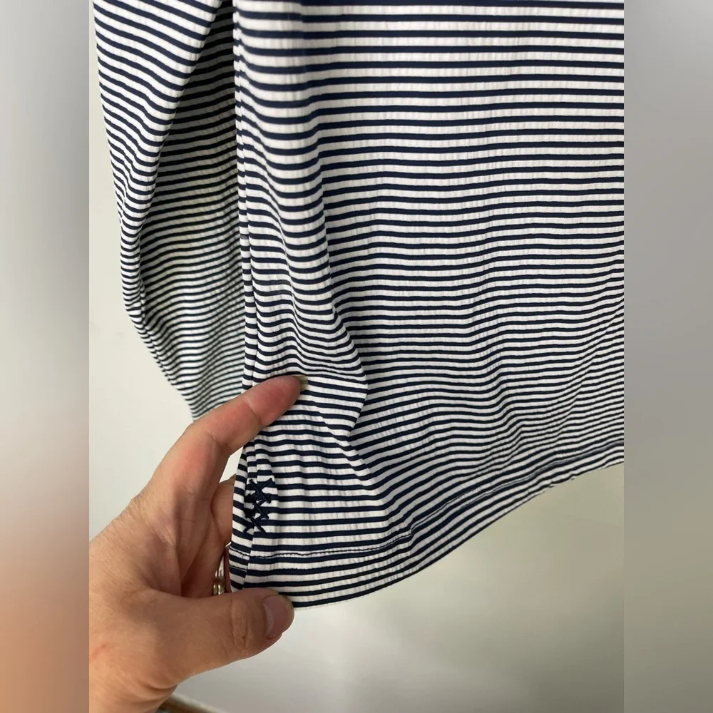 Rhone Men's Seersucker Camp Hoodie in navy blue and white stripe M - Picture 9 of 12